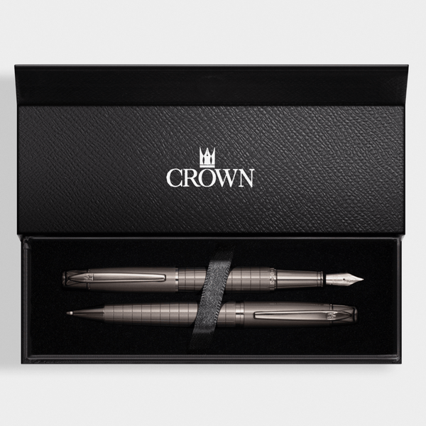 Conjunto Caneta Crown Personalizada Metal Ebony Esferografica e Tinteiro Fumê