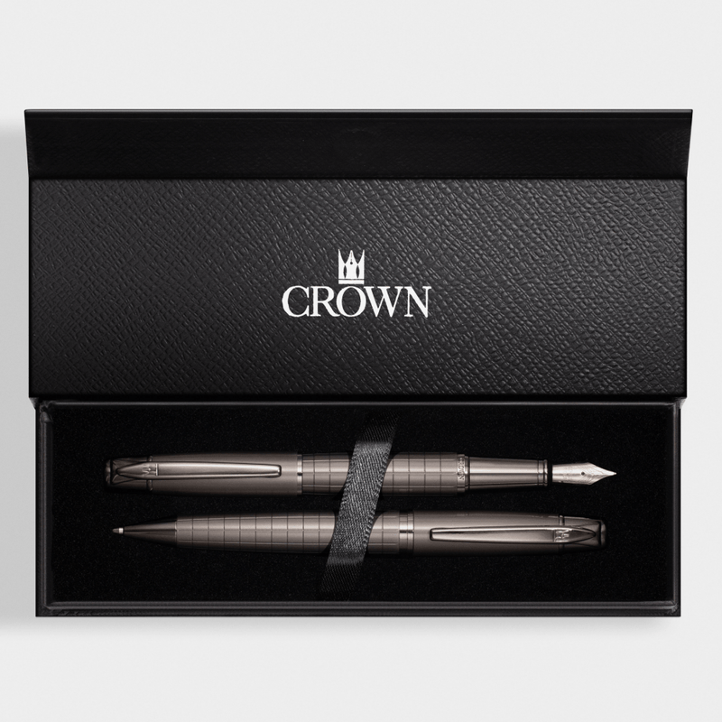Conjunto Caneta Crown Personalizada Metal Ebony Esferografica e Tinteiro Fumê